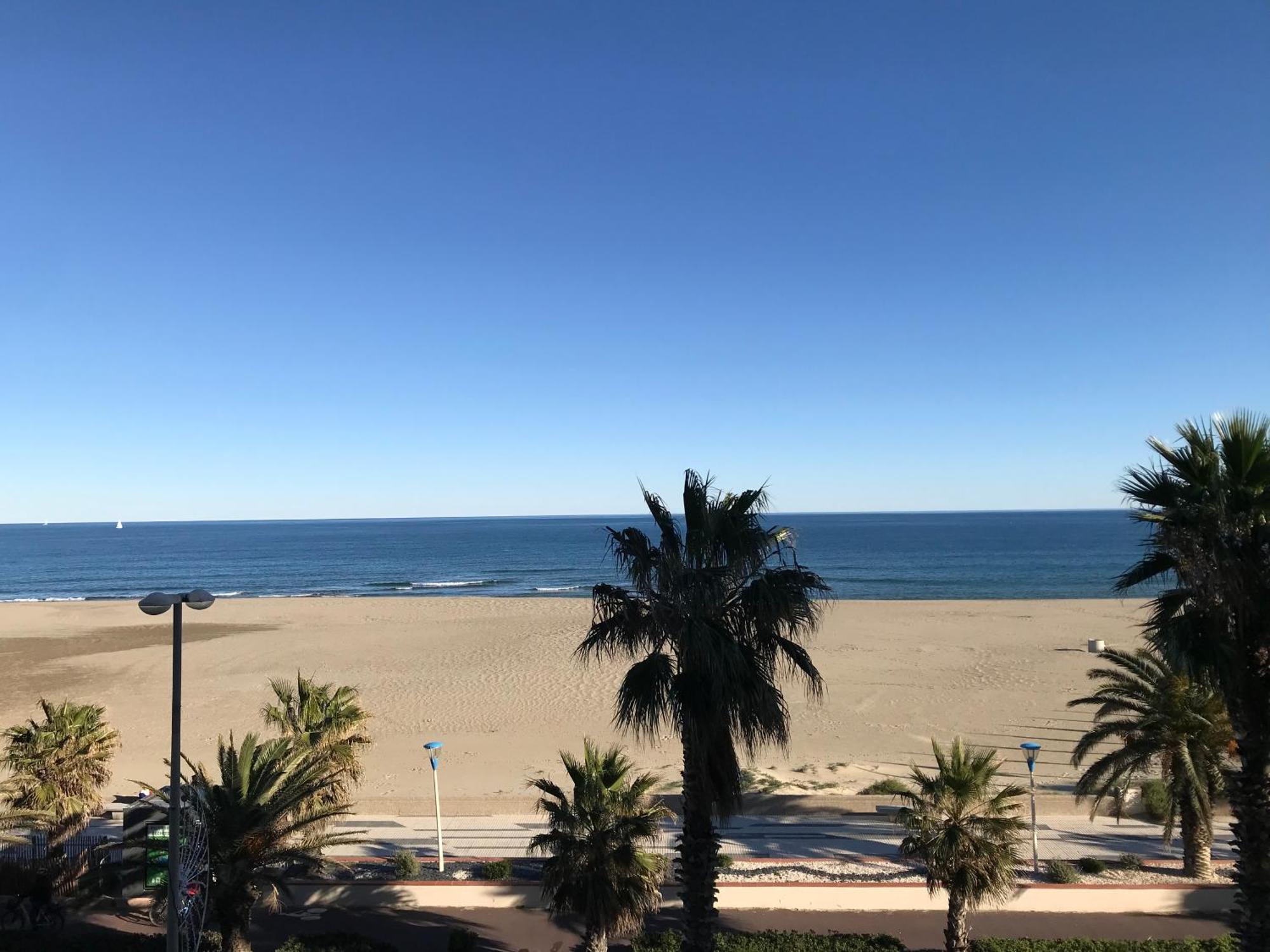 Appartement Face A La Mer - 6 A 8 Personnes - Canet En Roussillon Ngoại thất bức ảnh